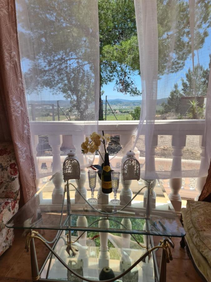 Chateau Angelique Guest House Valencia Luaran gambar