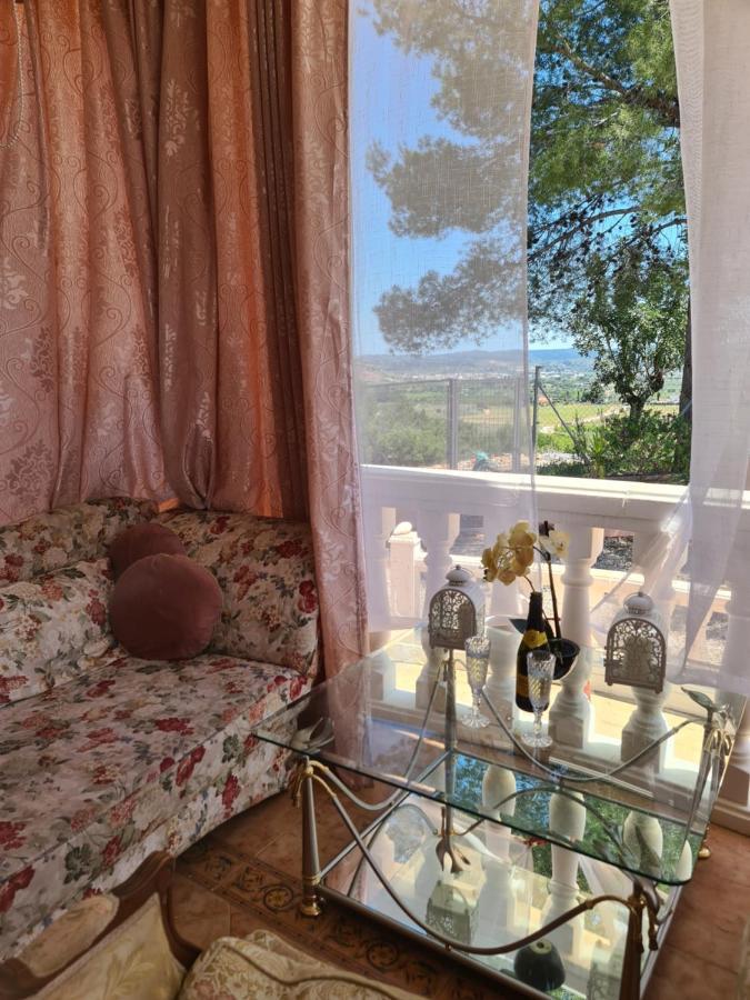 Chateau Angelique Guest House Valencia Luaran gambar